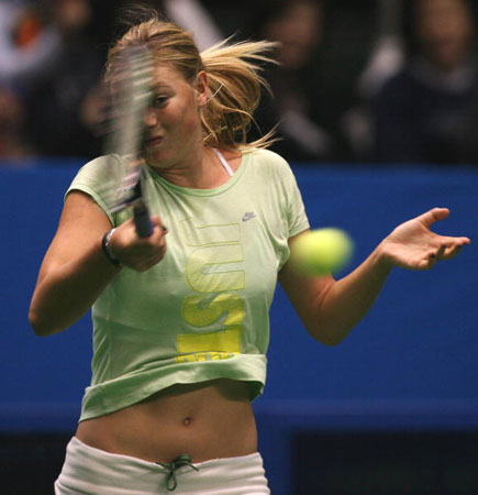 爱游戏体育-包含蒂姆巅峰对决，莎拉波娃与60激战巴黎圣日耳曼分钟，比分优势明显胜负难料！的词条